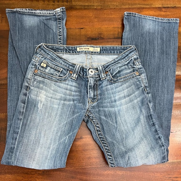 Big Star Sweet Jeans 26R – Ultralow Rise Bootcut Distressed Denim - Picture 4 of 4